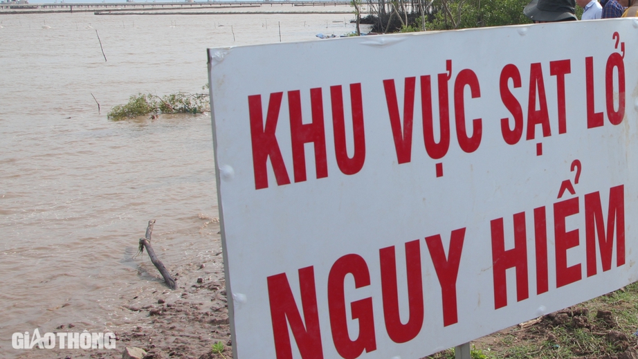 Cận cảnh sạt lở đ&ecirc; Biển Đ&ocirc;ng ở Bạc Li&ecirc;u- Ảnh 5.