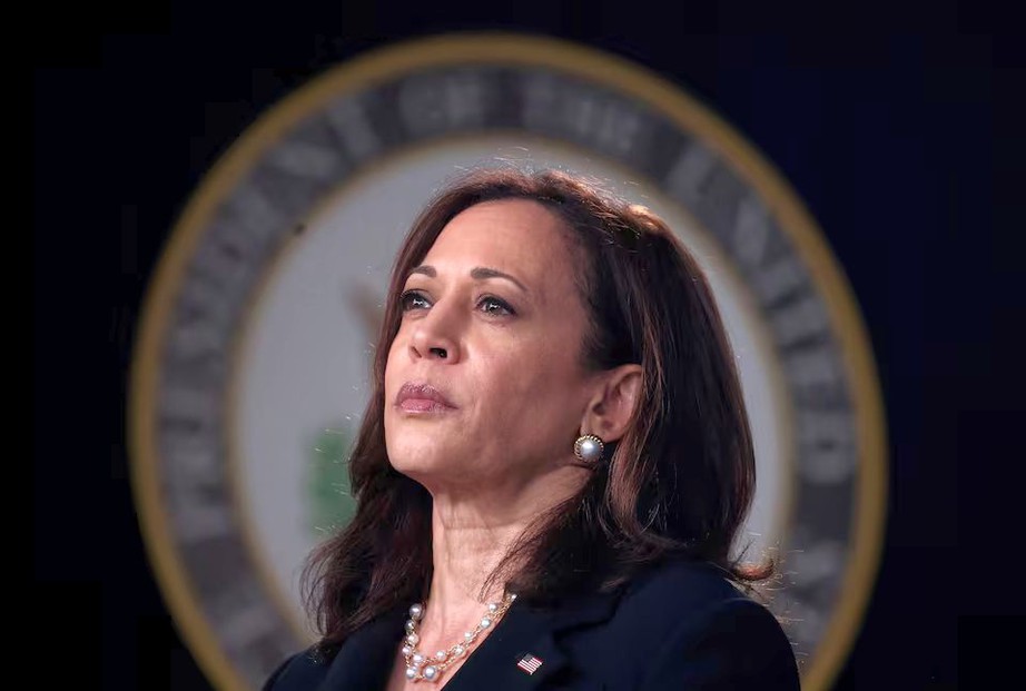 B&agrave; Kamala Harris trực tiếp phỏng vấn, chọn cấp ph&oacute; c&ugrave;ng tranh cử- Ảnh 1.