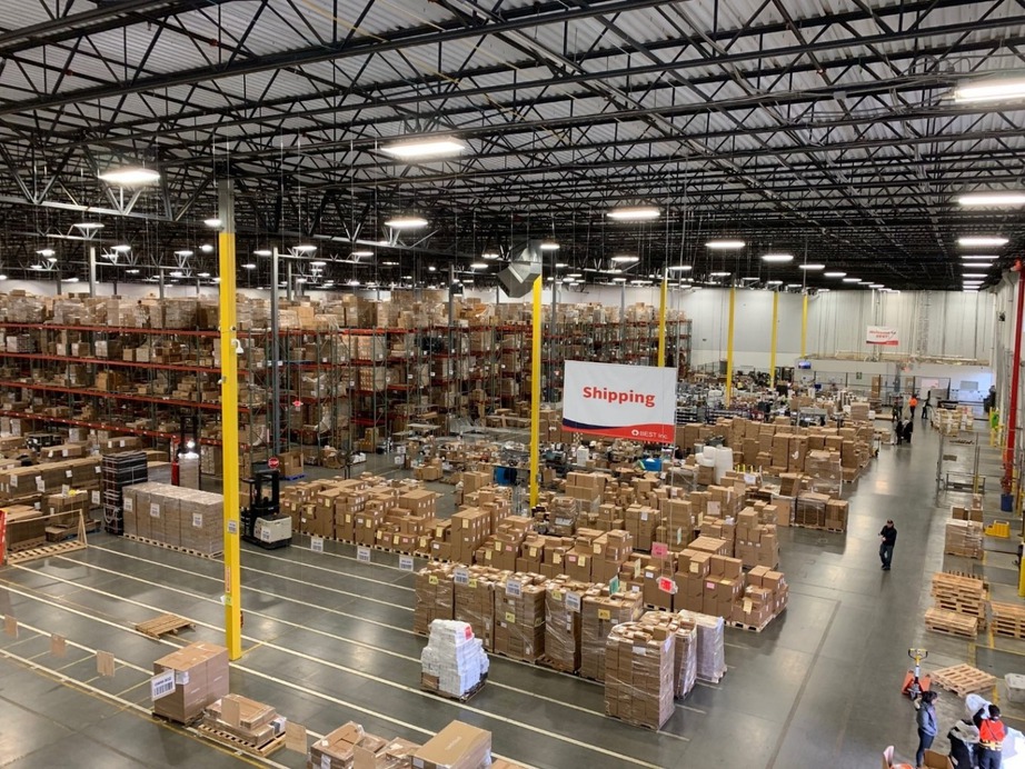 Lo thất thoát thuế lớn nếu mỗi ngày hàng triệu đơn hàng giá rẻ qua biên giới- Ảnh 1. Lo thất thoát thuế lớn nếu mỗi ngày hàng triệu đơn hàng giá rẻ qua biên giới- Ảnh 1.