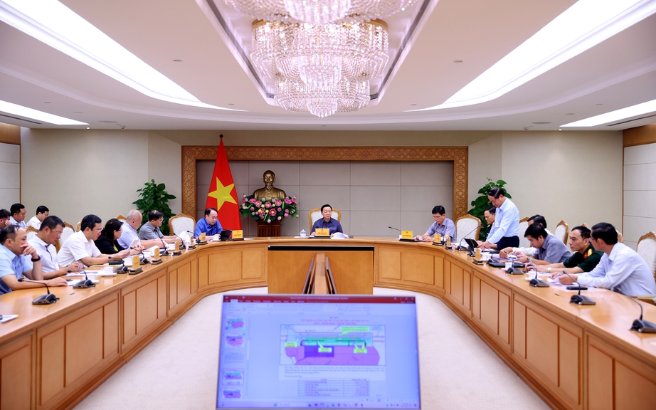 Sớm đầu tư đường cất hạ c&aacute;nh số 2 của Cảng h&agrave;ng kh&ocirc;ng Ph&ugrave; C&aacute;t- Ảnh 2.