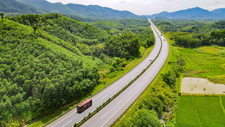 Chuyển m&igrave;nh đ&oacute;n vận hội mới- Ảnh 2.