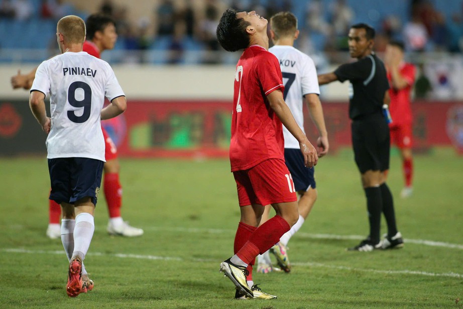Kết quả Việt Nam vs Nga: Thất bại tiếc nuối - Ảnh 1.