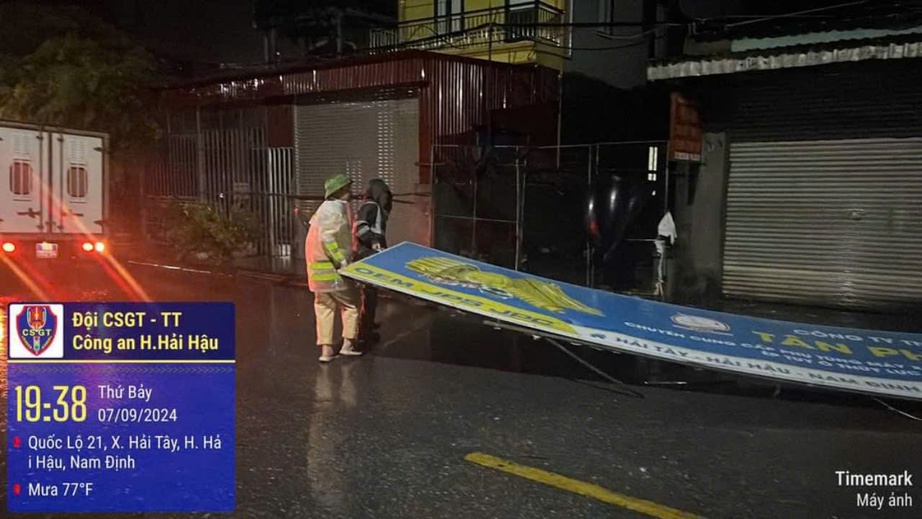 Th&aacute;i B&igrave;nh, Nam Định tập trung th&ocirc;ng đường c&aacute;c tuyến ch&iacute;nh sau b&atilde;o- Ảnh 4.