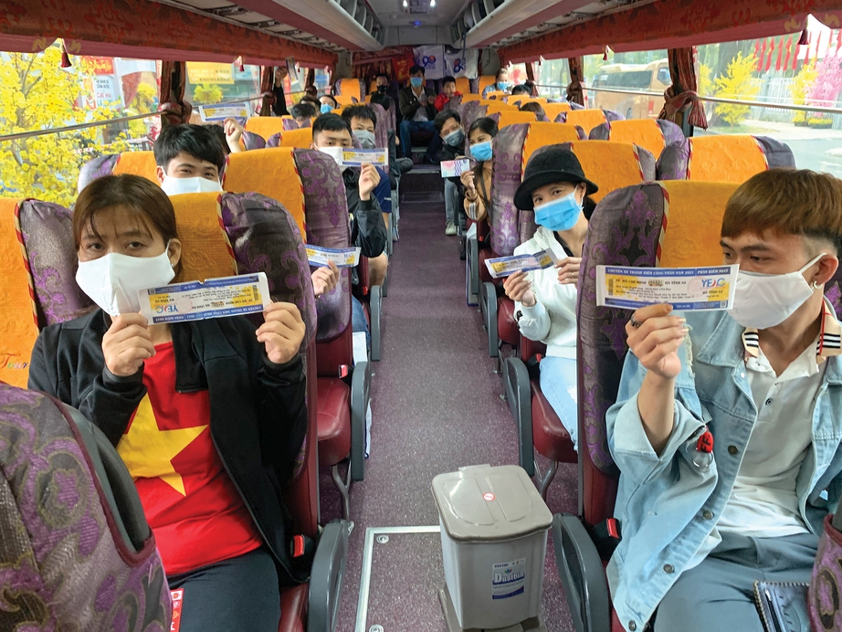 Ấm &aacute;p những chuyến xe Tết nghĩa t&igrave;nh- Ảnh 2.