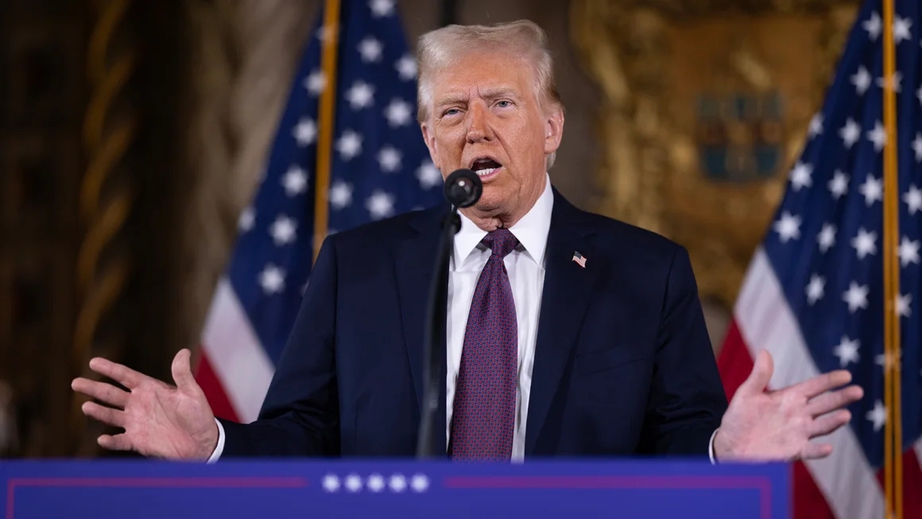 Tổng thống đắc cử Mỹ Trump điện đàm với Chủ tịch Trung Quốc trước thềm lễ nhậm chức- Ảnh 3. Tổng thống đắc cử Mỹ Trump điện đàm với Chủ tịch Trung Quốc trước thềm lễ nhậm chức- Ảnh 3.