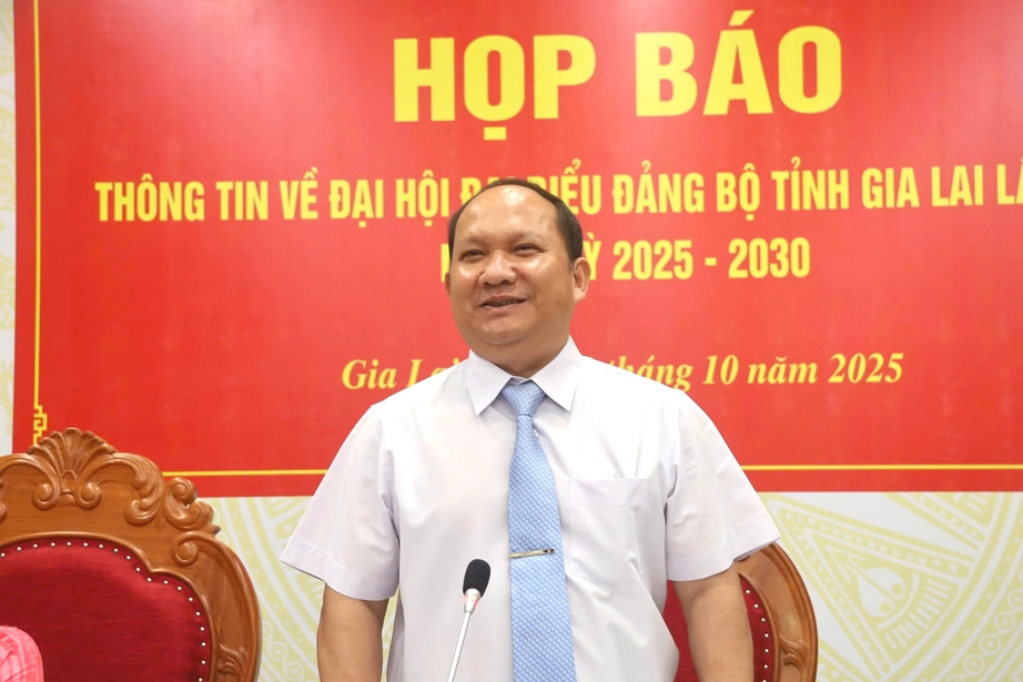 Đại hội Đảng bộ Gia Lai lần thứ I: X&acirc;y dựng tỉnh ph&aacute;t triển kh&aacute; trong cả nước- Ảnh 1.