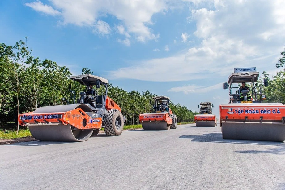 Gỡ r&agrave;o cản, nối th&ocirc;ng đường Hồ Ch&iacute; Minh- Ảnh 2.