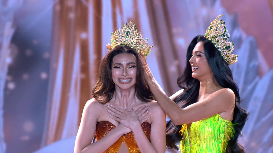 MC nổi tiếng dẫn bản tin giờ v&agrave;ng đăng quang Miss Grand International 2025- Ảnh 1.