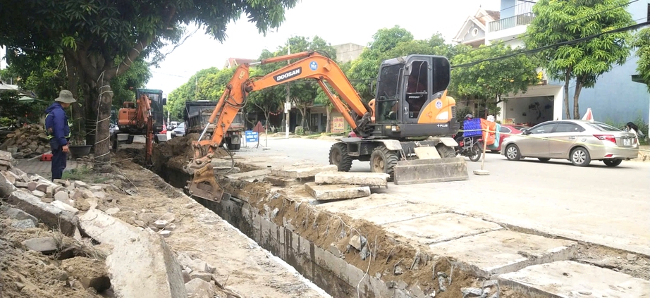 Đảm bảo nguồn cung vật liệu, H&agrave; Tĩnh đạt tr&ecirc;n 55% kế hoạch giải ng&acirc;n vốn đầu tư c&ocirc;ng- Ảnh 1.