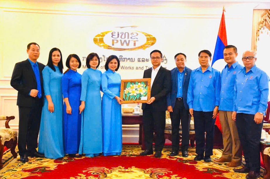 Thắt chặt đo&agrave;n kết C&ocirc;ng đo&agrave;n X&acirc;y dựng VN v&agrave; C&ocirc;ng đo&agrave;n ng&agrave;nh C&ocirc;ng ch&iacute;nh v&agrave; Vận tải L&agrave;o- Ảnh 1.