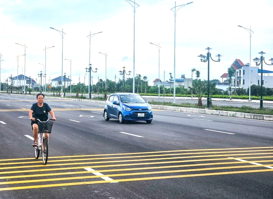 Ninh B&igrave;nh: X&acirc;y dựng n&ocirc;ng th&ocirc;n mới, ki&ecirc;n tr&igrave;, s&aacute;ng tạo v&agrave; đồng thuận- Ảnh 2.