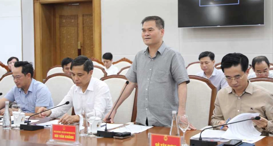 Thứ trưởng Nguyễn Xu&acirc;n Sang l&agrave;m việc với Quảng Ninh về hạ tầng h&agrave;ng hải, đường thủy- Ảnh 2.