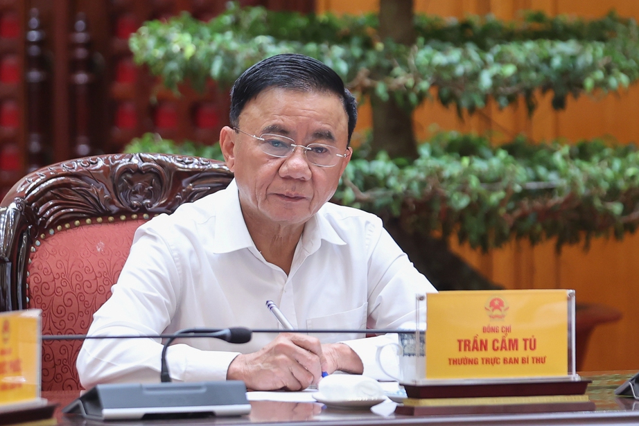 Thủ tướng: Tuyệt đối không để người dân bị đói rét, sống cảnh "màn trời chiếu đất"- Ảnh 1. Thủ tướng: Tuyệt đối không để người dân bị đói rét, sống cảnh "màn trời chiếu đất"- Ảnh 1.