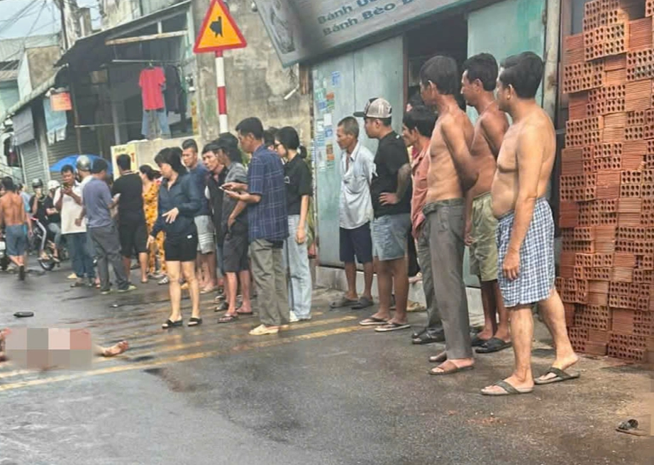 TP.HCM: Nh&oacute;m thanh ni&ecirc;n ẩu đả tại khu trọ, hai người thương vong- Ảnh 1.