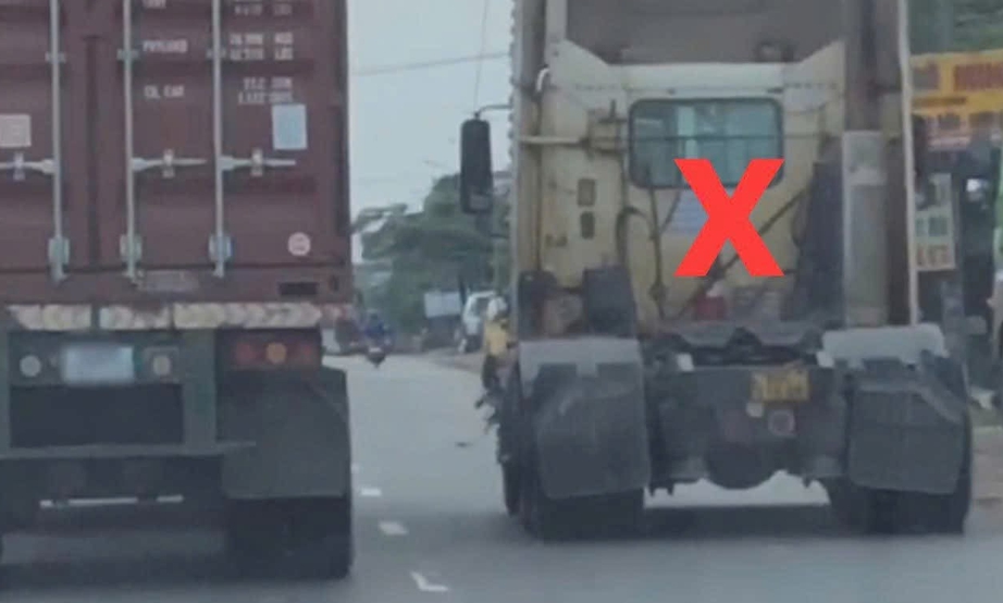 Xử phạt t&agrave;i xế đầu k&eacute;o vi phạm chuyển l&agrave;n tr&ecirc;n quốc lộ 1A qua Đồng Nai- Ảnh 2.