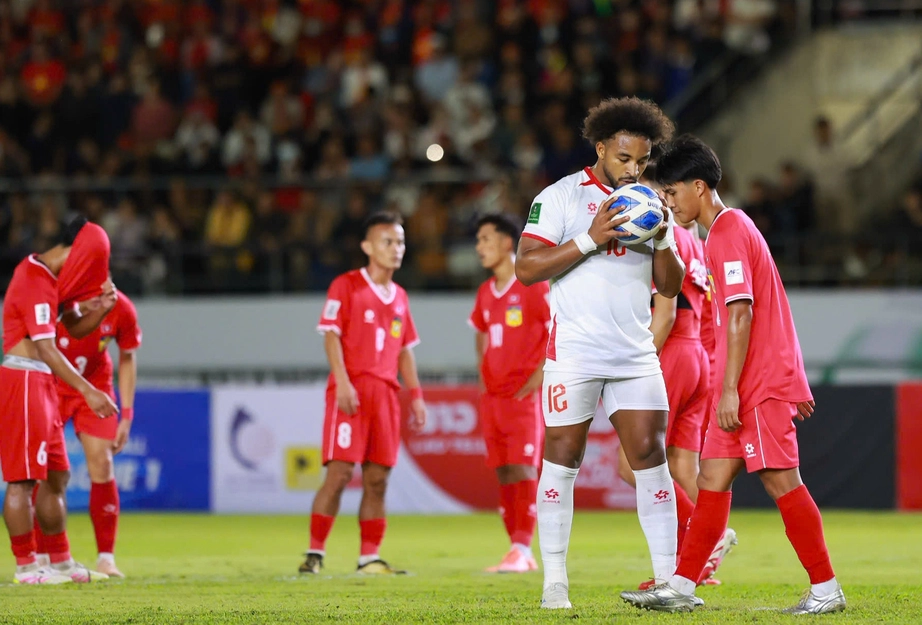 Xu&acirc;n Son tỏa s&aacute;ng, tuyển Việt Nam vượt qua L&agrave;o tại v&ograve;ng loại Asian Cup 2027- Ảnh 1.