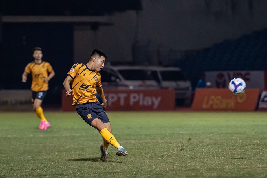 V-League: Đinh Viết T&uacute; lập si&ecirc;u phẩm gi&uacute;p Thể C&ocirc;ng Viettel vượt qua Thanh H&oacute;a- Ảnh 2.