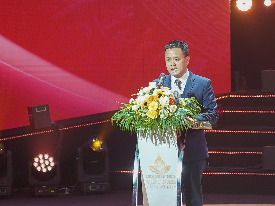 "Mưa đỏ" nhận cơn mưa giải thưởng tại Li&ecirc;n hoan Phim Việt Nam lần thứ 24- Ảnh 1.