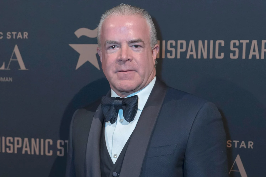 Chủ tịch Miss Universe t&igrave;m đường giảm &aacute;n sau khi bị truy tố v&igrave; bu&ocirc;n ma t&uacute;y, vũ kh&iacute;- Ảnh 1.