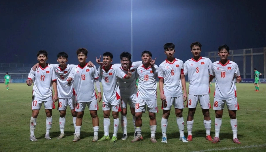 U17 Việt Nam thắng đậm Macau (Trung Quốc) tại v&ograve;ng loại giải ch&acirc;u &Aacute;- Ảnh 1.