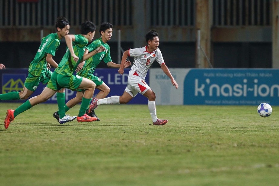 U17 Việt Nam thắng đậm Macau (Trung Quốc) tại v&ograve;ng loại giải ch&acirc;u &Aacute;- Ảnh 2.