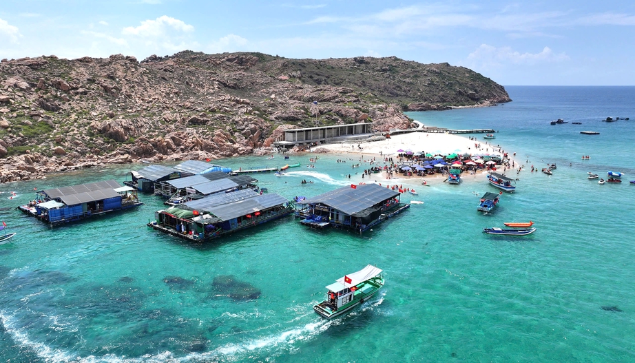 Gia Lai siết chặt an to&agrave;n du lịch đường thủy theo Th&ocirc;ng tư 15- Ảnh 1.