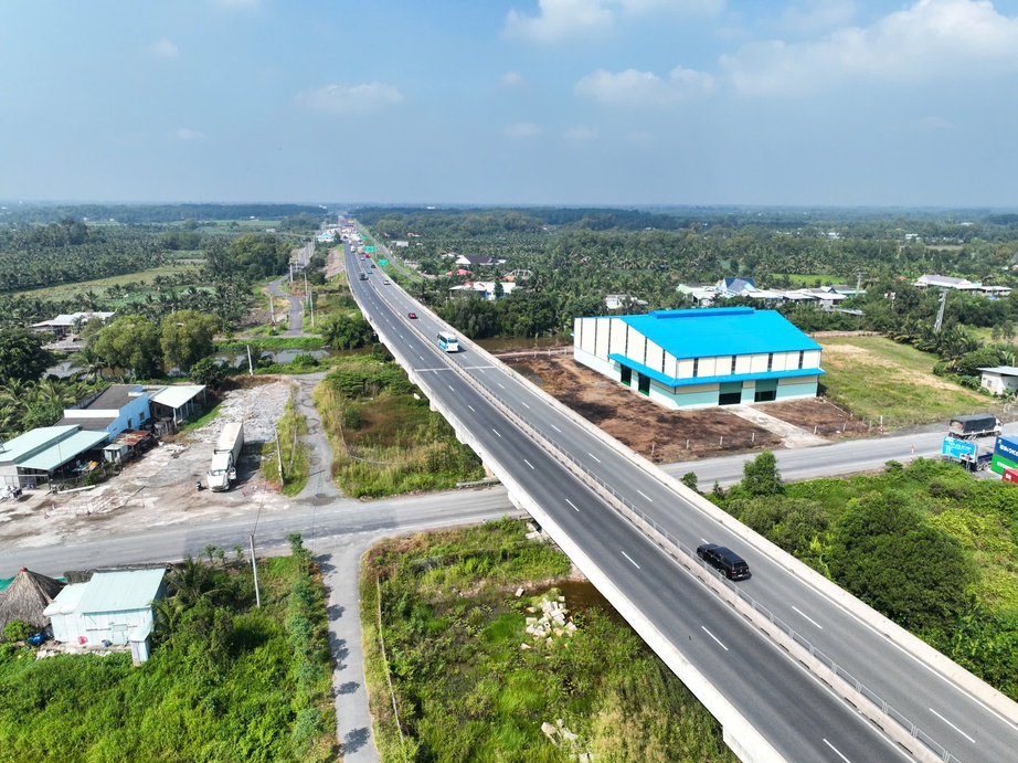 Đẩy tiến độ, khởi c&ocirc;ng mở rộng cao tốc TP.HCM - Trung Lương - Mỹ Thuận v&agrave;o 19/12- Ảnh 1.