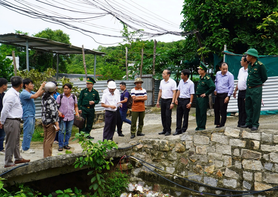 Kh&aacute;nh H&ograve;a di dời 200 hộ d&acirc;n khỏi khu vực từng sạt lở kinh ho&agrave;ng năm 2018- Ảnh 1.