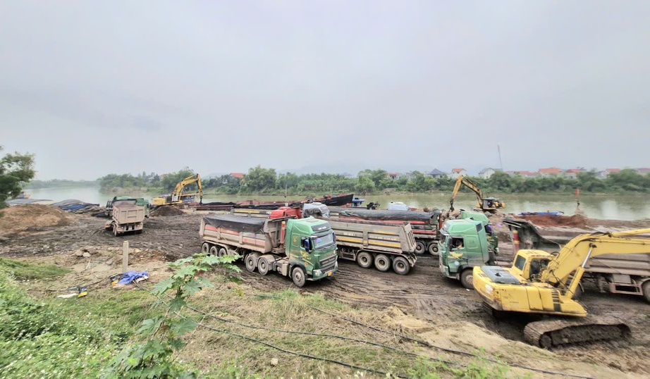 Ch&iacute;nh phủ đ&atilde; ph&acirc;n cấp, v&igrave; sao Bắc Ninh vẫn chưa thể cấp ph&eacute;p cho bến thủy nội địa?- Ảnh 3.