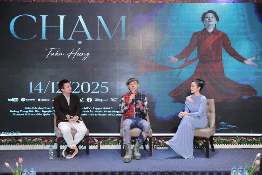 Tuấn Hưng lần đầu viết nhạc, thừa nhận thời kỳ đỉnh cao đã qua từ rất lâu - Ảnh 1. Tuấn Hưng lần đầu viết nhạc, thừa nhận thời kỳ đỉnh cao đã qua từ rất lâu - Ảnh 1.