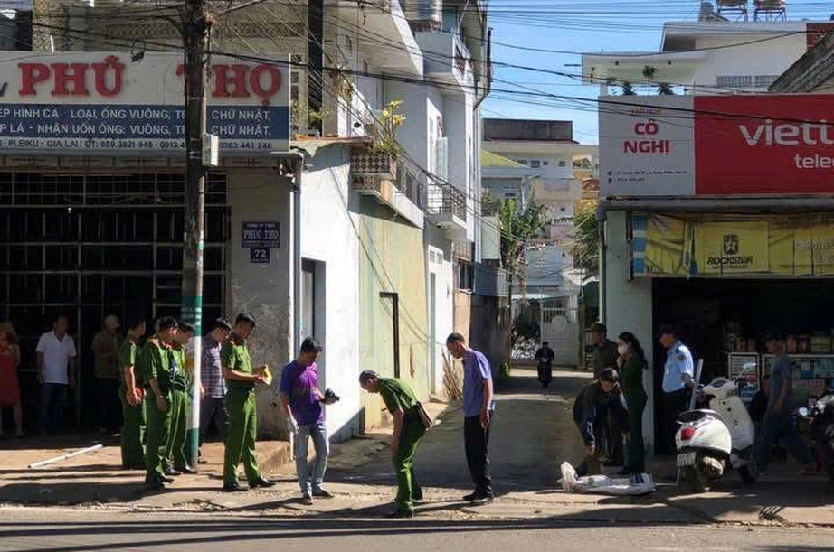 Gia Lai: Hỗn chiến trong qu&aacute;n nhậu, một người tử vong, nhiều người bị thương- Ảnh 1.