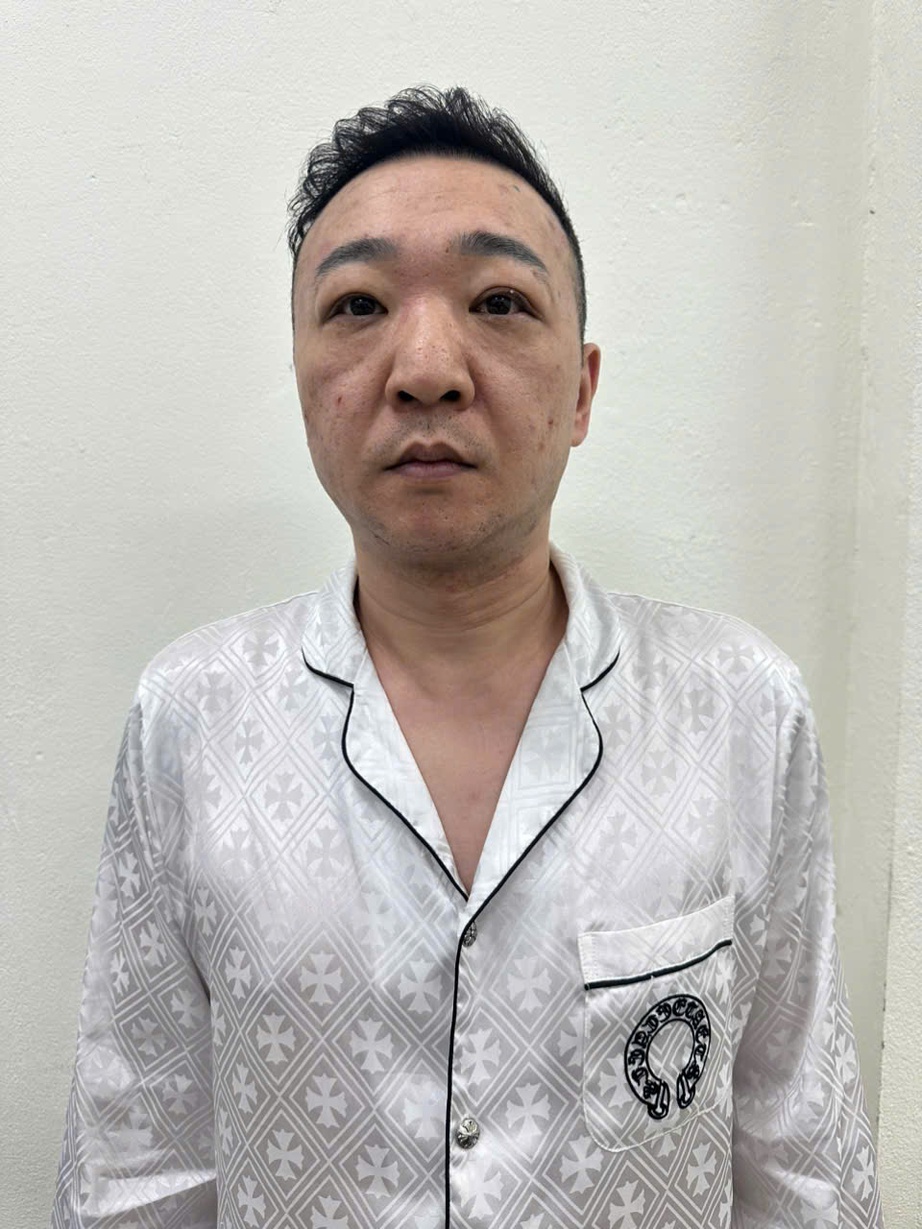 Mở s&ograve;ng bạc tr&aacute;i ph&eacute;p tại Trung Quốc, đến Đ&agrave; Nẵng lẩn trốn th&igrave; bị c&ocirc;ng an bắt giữ- Ảnh 1.