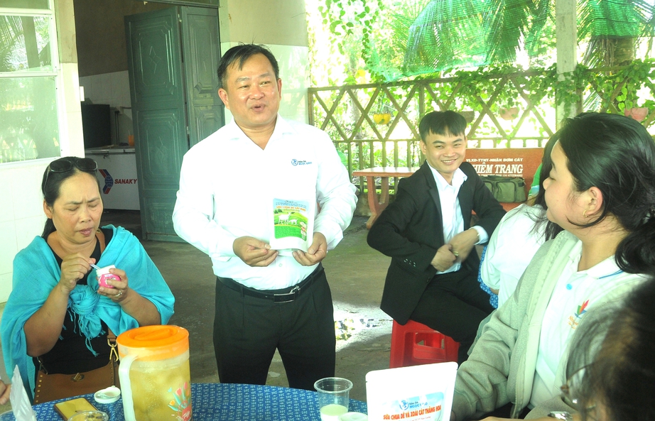 "Hai lúa" Cần Thơ làm du lịch- Ảnh 2. "Hai lúa" Cần Thơ làm du lịch- Ảnh 2.