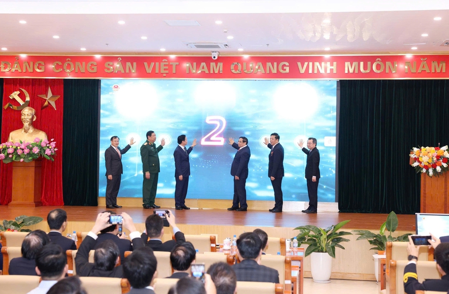 Thủ tướng Phạm Minh Ch&iacute;nh ph&aacute;t lệnh vận h&agrave;nh c&aacute;c nền tảng số trọng điểm ng&agrave;nh X&acirc;y dựng- Ảnh 1.