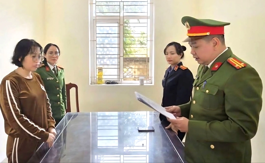 Ninh B&igrave;nh: Khởi tố c&aacute;c đối tượng mua b&aacute;n h&oacute;a đơn gi&aacute; trị gia tăng v&agrave; trốn thuế- Ảnh 1.