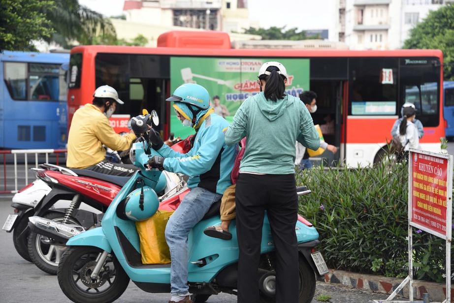 TP.HCM cấp phép 91 vị trí tủ đổi pin xe máy điện, công bố thêm 101 điểm đủ điều kiện- Ảnh 2. TP.HCM cấp phép 91 vị trí tủ đổi pin xe máy điện, công bố thêm 101 điểm đủ điều kiện- Ảnh 2.