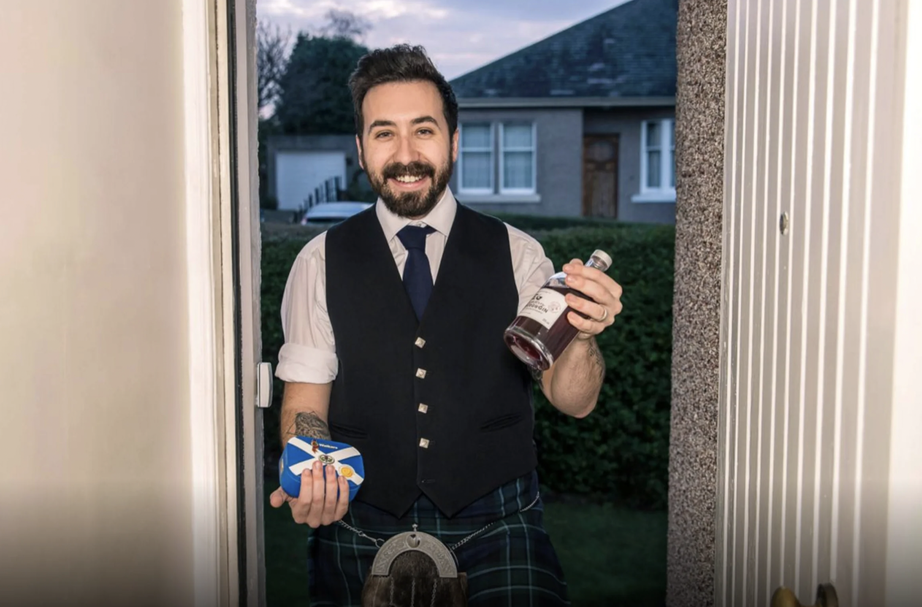 Những phong tục đ&oacute;n năm mới độc đ&aacute;o tr&ecirc;n thế giới- Ảnh 2.