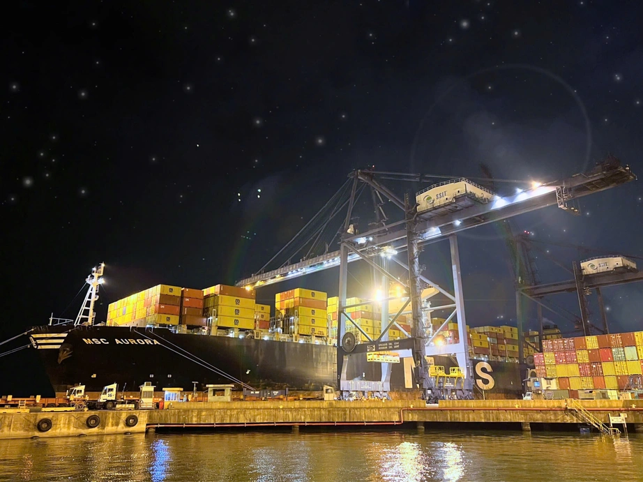 Cảng SSIT đ&oacute;n chuyến t&agrave;u đầu ti&ecirc;n đi T&acirc;y Bắc Th&aacute;i B&igrave;nh Dương- Ảnh 2.