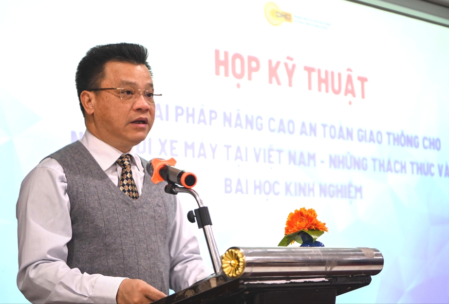 B&agrave;n giải ph&aacute;p đảm bảo an to&agrave;n giao th&ocirc;ng cho người đi m&ocirc; t&ocirc;, xe m&aacute;y- Ảnh 1.