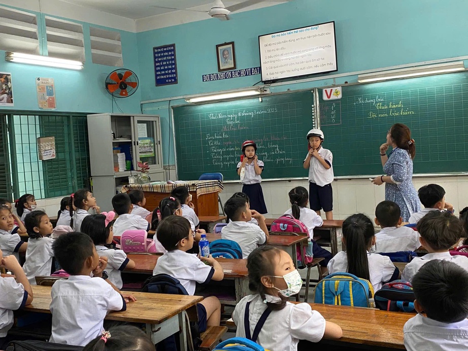 TP.HCM c&ocirc;ng bố kế hoạch năm học mới, học sinh lớp 1, 9, 12 tựu trường sớm- Ảnh 1.