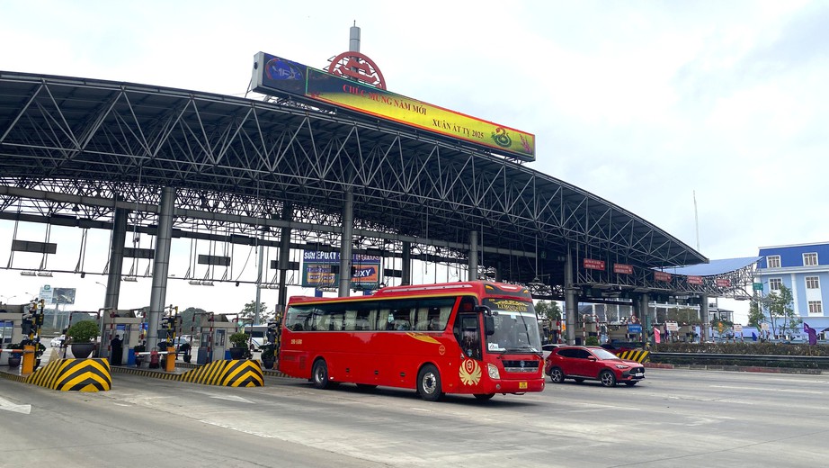 Cục trưởng Đường bộ: L&agrave;m tốt nhất để người d&acirc;n lưu th&ocirc;ng an to&agrave;n ng&agrave;y Tết- Ảnh 4.