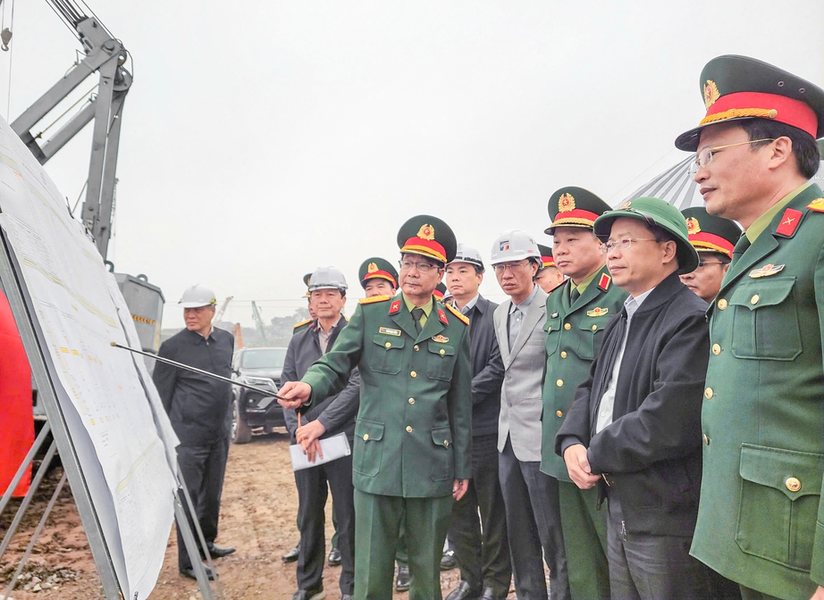 Ph&aacute;t động thi đua thần tốc đưa cầu Phong Ch&acirc;u về đ&iacute;ch- Ảnh 1.