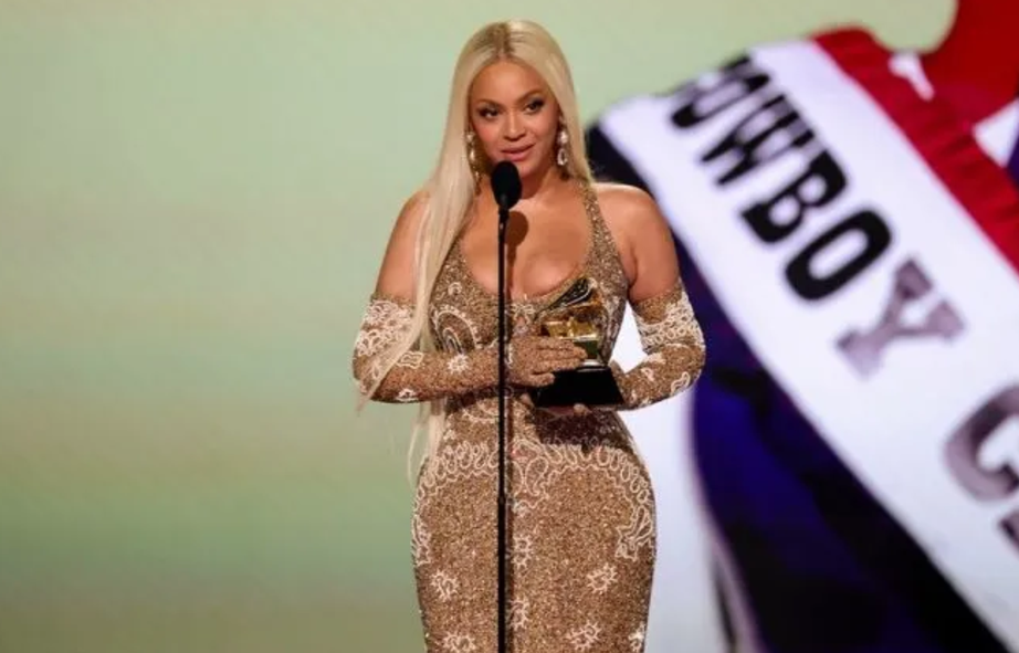 Grammy 2025: Beyonce làm nên lịch sử, Taylor Swift trắng tay- Ảnh 14. Grammy 2025: Beyonce làm nên lịch sử, Taylor Swift trắng tay- Ảnh 14.