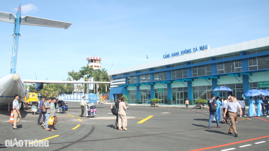 H&agrave;nh kh&aacute;ch tăng cao dịp Tết, Cảng h&agrave;ng kh&ocirc;ng C&agrave; Mau c&oacute; bị &ugrave;n ứ?- Ảnh 1.