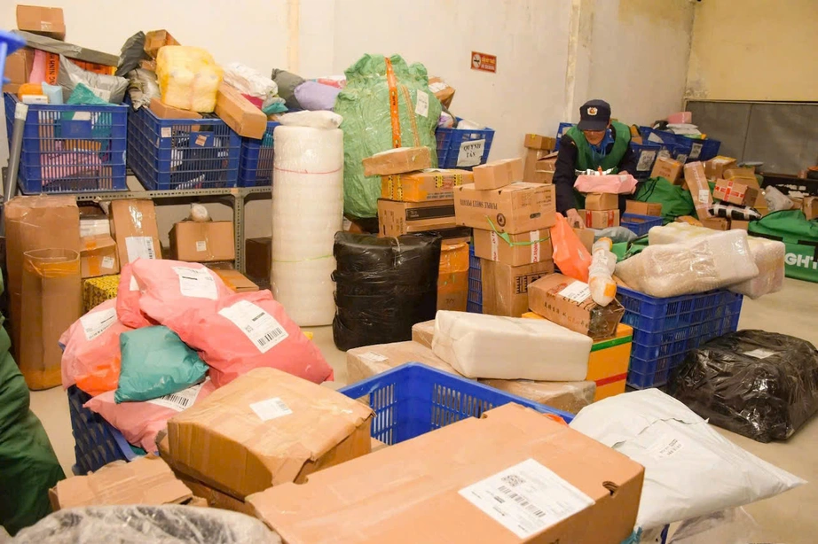 Người Việt chi đậm tiền mua h&agrave;ng online: Shopee hay TikTok, Lazada giữ "ng&ocirc;i vương"?- Ảnh 1.