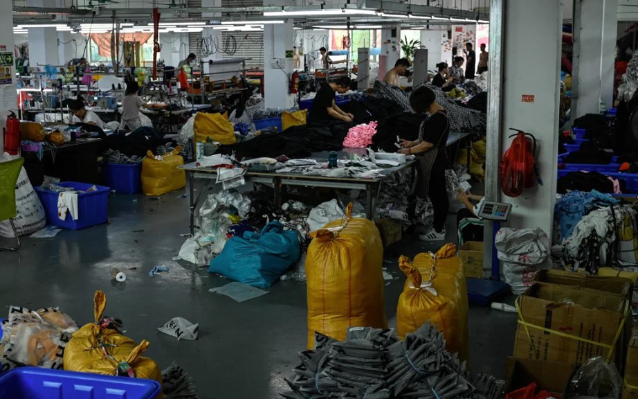 Mỹ gấp rút khôi phục miễn trừ "de minimis", Temu và Shein thở phào nhẹ nhõm- Ảnh 2. Mỹ gấp rút khôi phục miễn trừ "de minimis", Temu và Shein thở phào nhẹ nhõm- Ảnh 2.