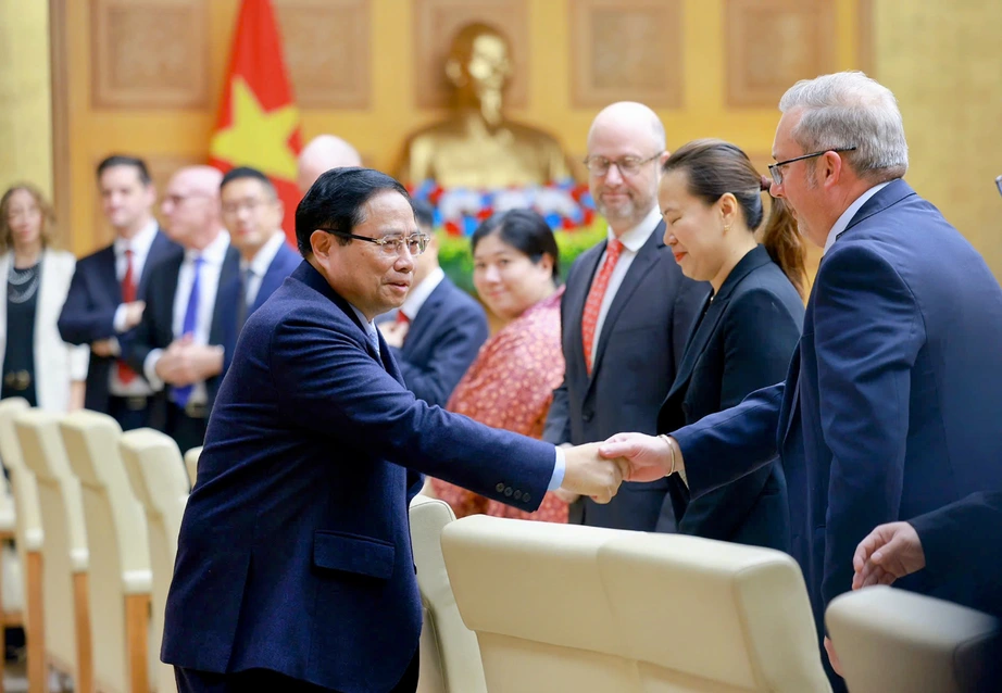 Thủ tướng đề nghị doanh nghiệp Hoa Kỳ coi Việt Nam l&agrave; cứ điểm đầu tư với tầm nh&igrave;n trăm năm- Ảnh 1.