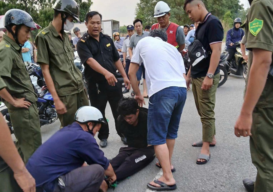 M&acirc;u thuẫn t&igrave;nh cảm, người đ&agrave;n &ocirc;ng đ&acirc;m bạn g&aacute;i tử vong- Ảnh 1.