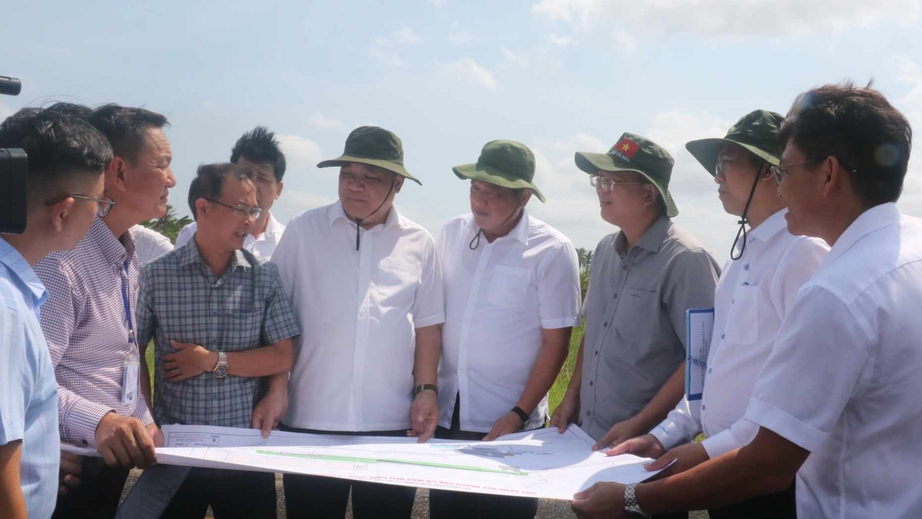 Dự &aacute;n n&acirc;ng cấp Cảng h&agrave;ng kh&ocirc;ng C&agrave; Mau: Kh&ocirc;ng để nh&agrave; đầu tư chờ mặt bằng- Ảnh 1.