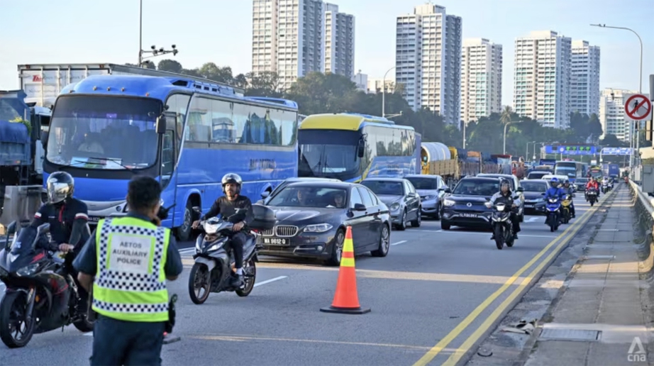 Malaysia t&iacute;nh thu ph&iacute; chống &ugrave;n tắc tại 3 th&agrave;nh phố- Ảnh 3.